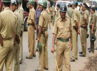 ভালোবেসে পালিয়ে বিয়ের পর থানার হাজির মন্ত্রীর মেয়ে